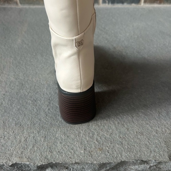 New w box! Sam Edelman White Knee-High Women's Boots - Picture 4 of 5